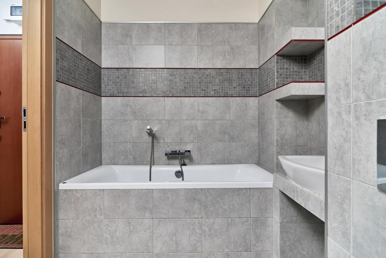 Apartament Spizowa Z Balkonem Wroclaw By Noclegi Renters Экстерьер фото